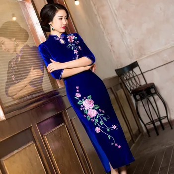 

Blue New Velvet Warm Long Cheongsam Women Slim Daily Dress Embroidery Flower Vintage Female Qipao Vestidos Big Size 3XL 4XL