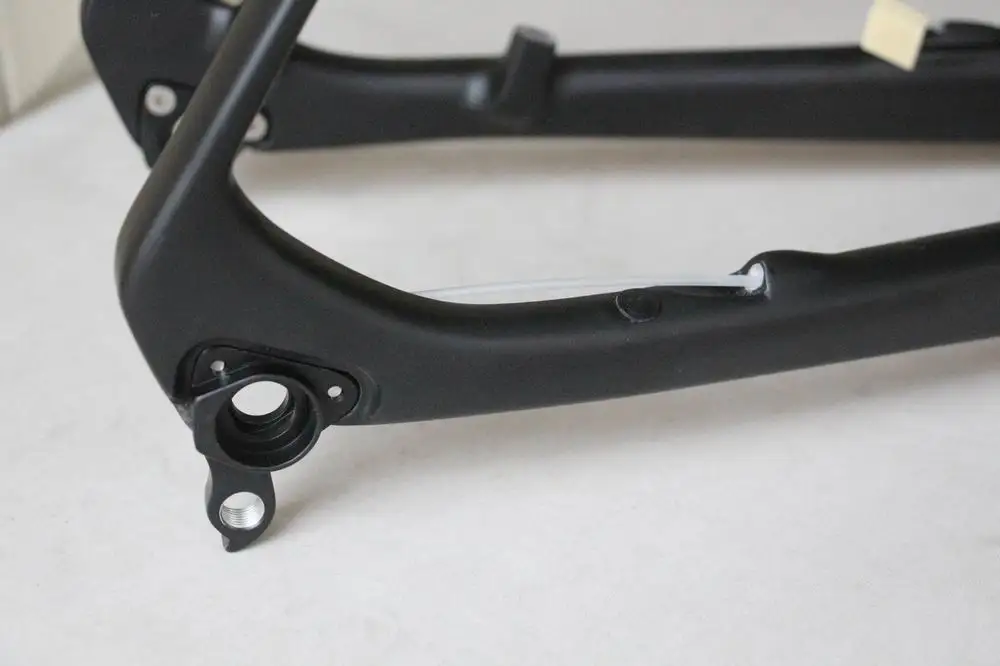 Cheap OEM products NEW FM529 Carbon Mountain Bike Frame 29er Chinese Di2 Carbon Frame Hard Tail 29er Frame 3 Cheap OEM products NEW FM529 Carbon Mountain Bike Frame 29er Chinese Di2 Carbon Frame Hard Tail 29er Frame 3