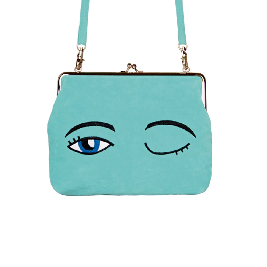 

YIZISTORE Vintage Embroidery Messenger Bags Satchels With Metal Clasp For Girls originally designed by YIZISTORE (FUN KIK)