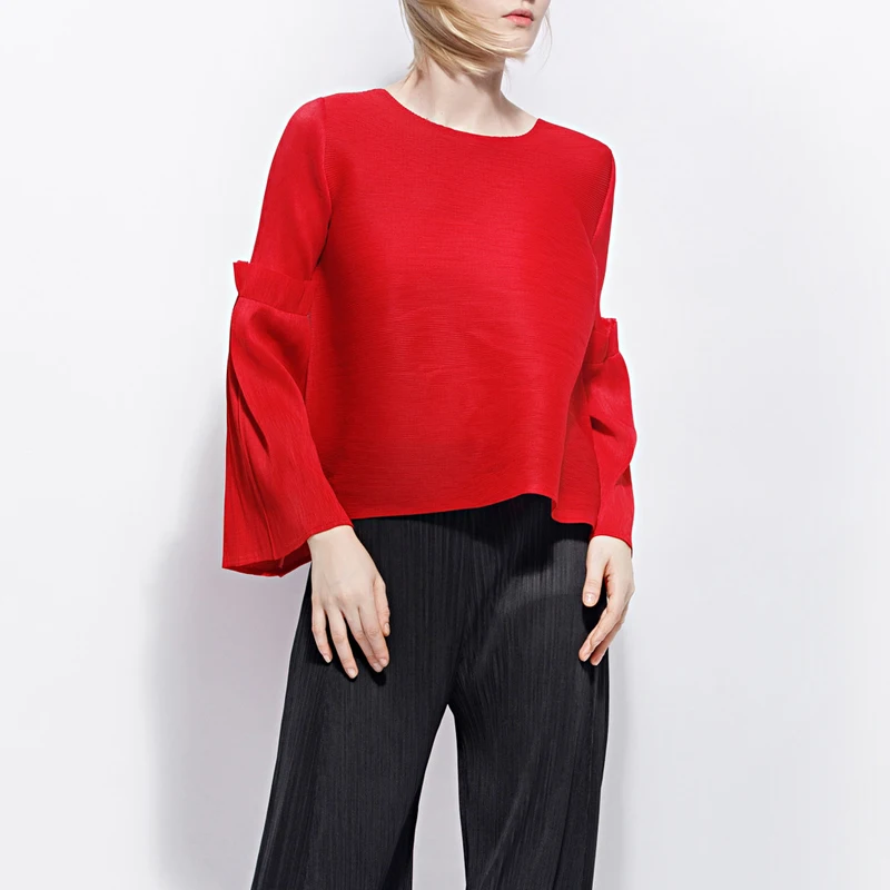 New Issey Pleats Auricular Lace Bell Sleeve