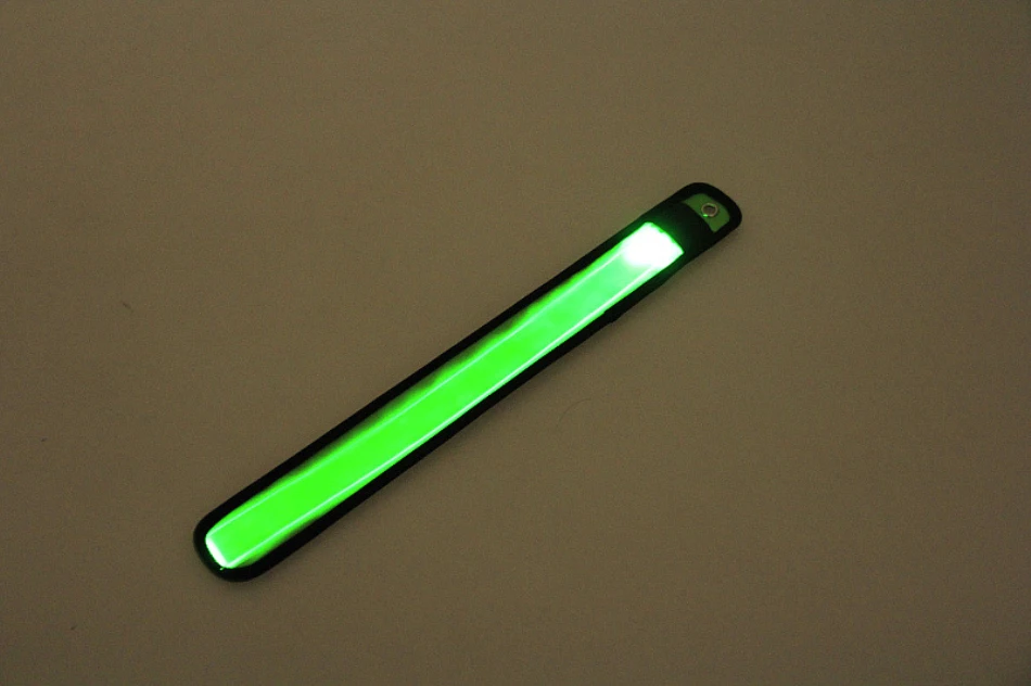 2489903894_415679876