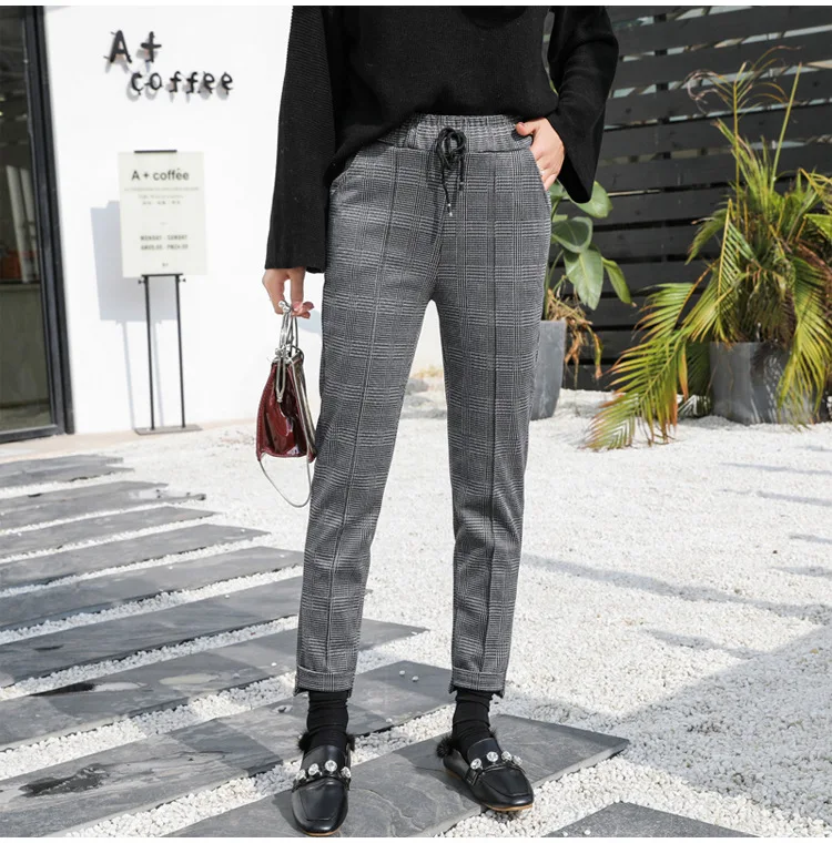 10428529974_221845904 (1)