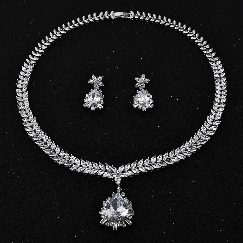 

Cubic Zirconia Wheat Spike Necklace And Water Drop Pendant Earrings Luxury Crystal Wedding Bridal Jewelry Sets For Bridesmaids