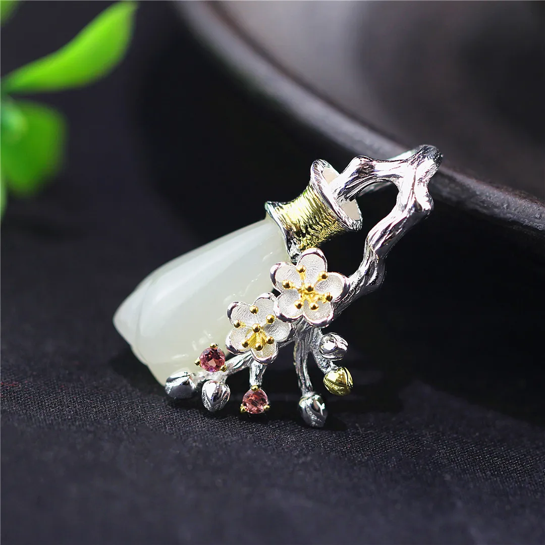 

S925 pure silver fashion lady original design orchid and field Plum Flower Pendant New Product hot sale