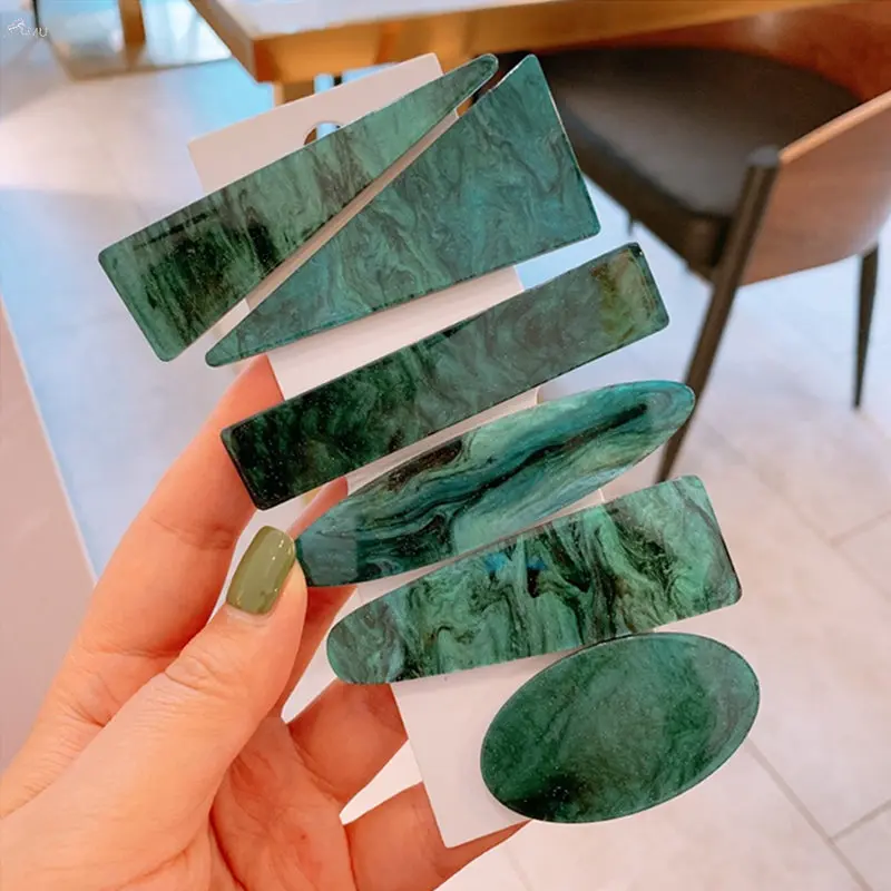 

AOMU Japan Style Green Series Hairplips Geometric Triangle Heart Shape Hair Clips Hair Claws for Women Hair Accessories