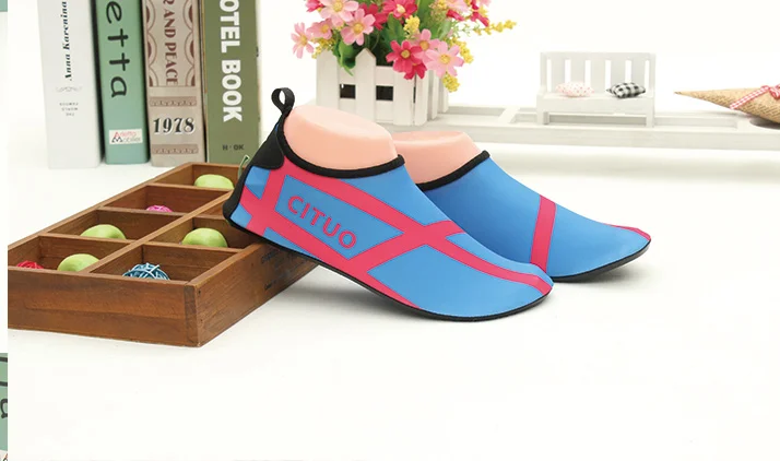 Для мужчин Для женщин обувь для водных видов спорта на открытом воздухе спортивная обувь воды Быстрая пляжная обувь для дайвинга; унисекс; туфли для воды дайвинг пара ShoesK168811