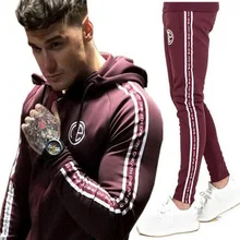 Conjuntos de ginástica masculina 2018 conjuntos de roupas esportivas de moda conjuntos de ginástica masculina hoodies + calças casuais outwear ternos chandal hombre completo