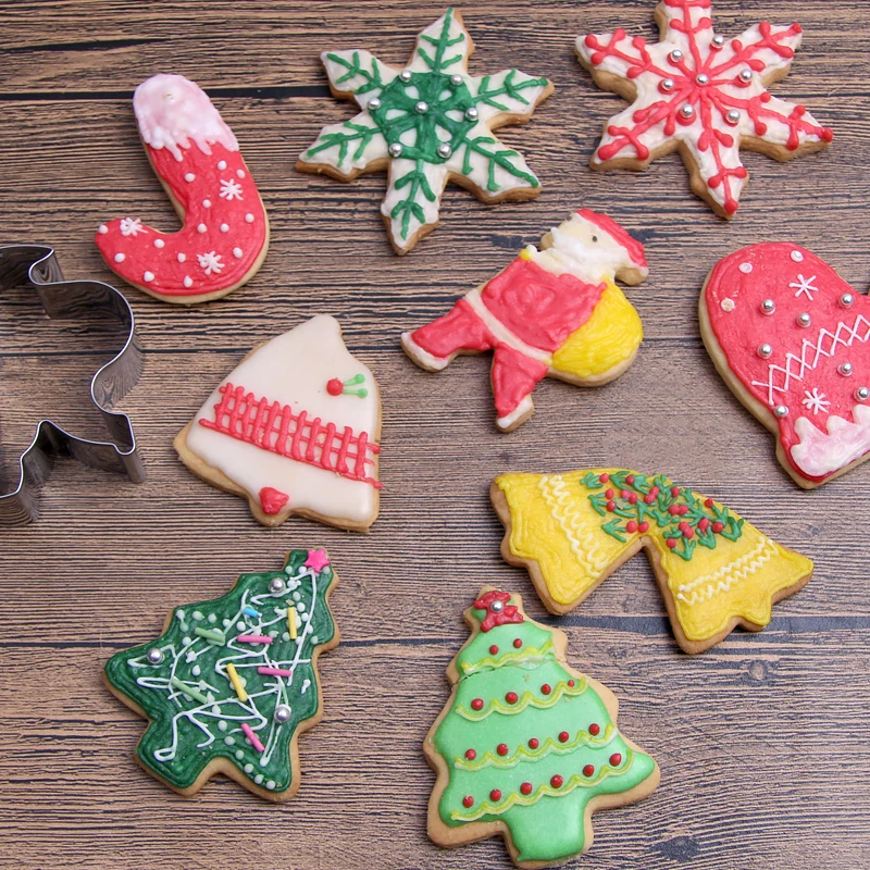 

Various DIY Cookie Cutter Candy Biscuit Mold Cooking Tools Christmas Theme Metal Cutters Mould Christmas Cut Santa Claus Cut