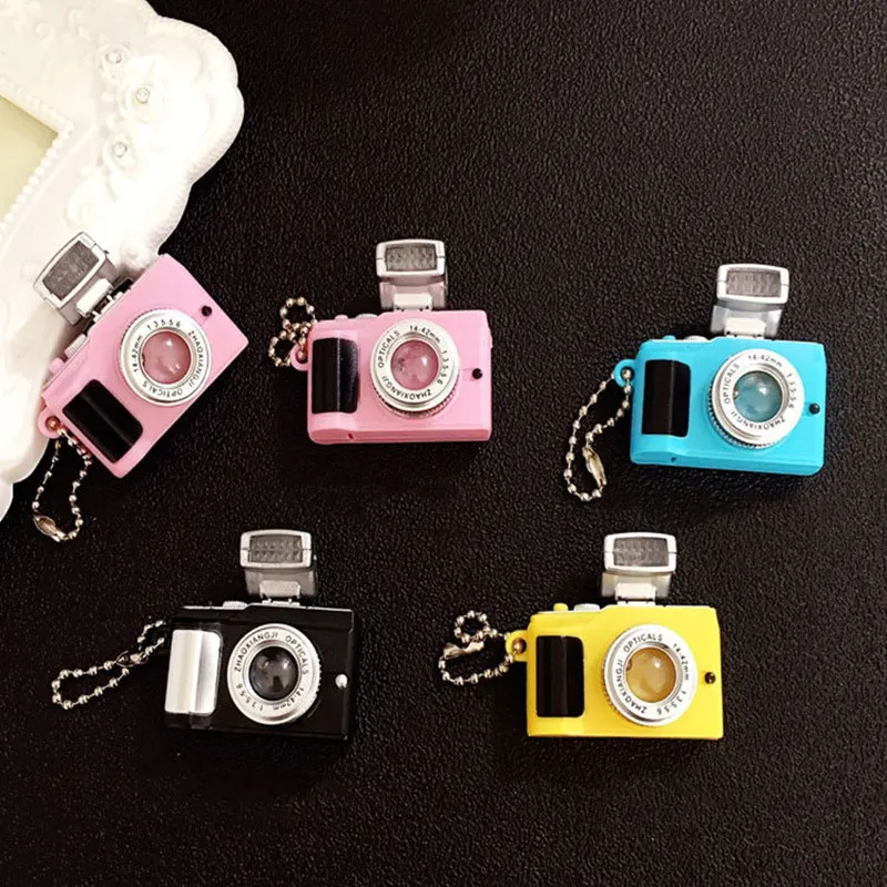 

New Design 3D Cartoon Camera Keychain Flash Light Keyring Model Sound Led Brelok Llaveiro Gift for Gilr Children Toy Bag Pandent