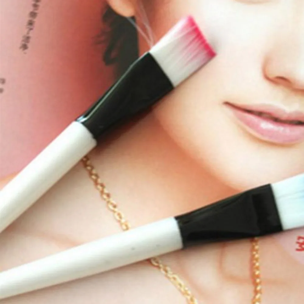 

One Piece!!! New Style Mini Facial Eyes Makeup Brushes Color Randomly Delivered Professional Makeup Tool
