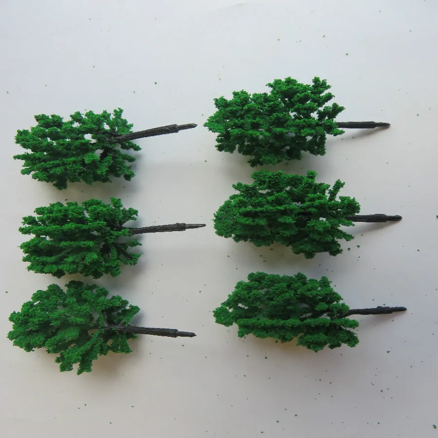 scale green tree (3)
