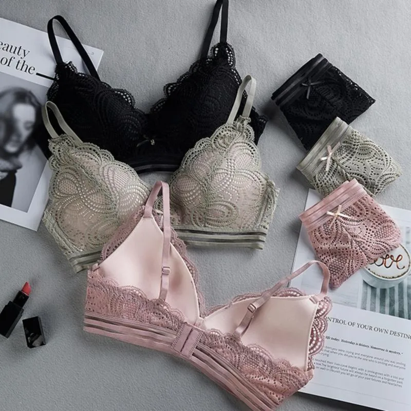 

Wire Free Lace Bra Set Thin Bralette Panties Set Hollow Out Sexy Lingerie Bra Briefs Set Soft Underwear for Women