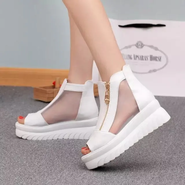 2015050318335980573271 - 