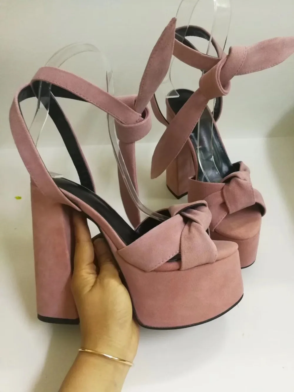 mmexport1560728439886
