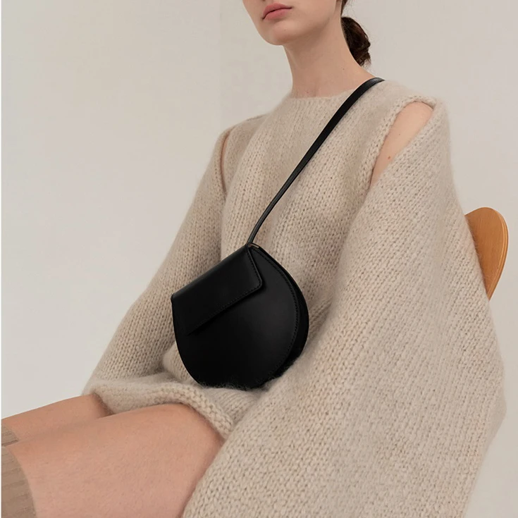 

Simple PU Leather Semi-circular Bag Shoulder Bag Casual Crossbody Bags for Women Luxury Handbags Women Bags Designer Purse 2019