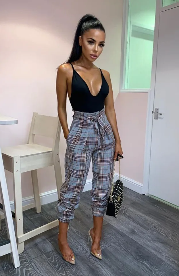 black checkered pants outfit