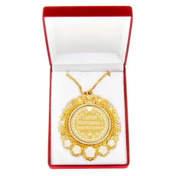 

Unique fashion badge gift .necklace pendant rhinestone medal.acrylic flower souvenir "the most charming and attractive