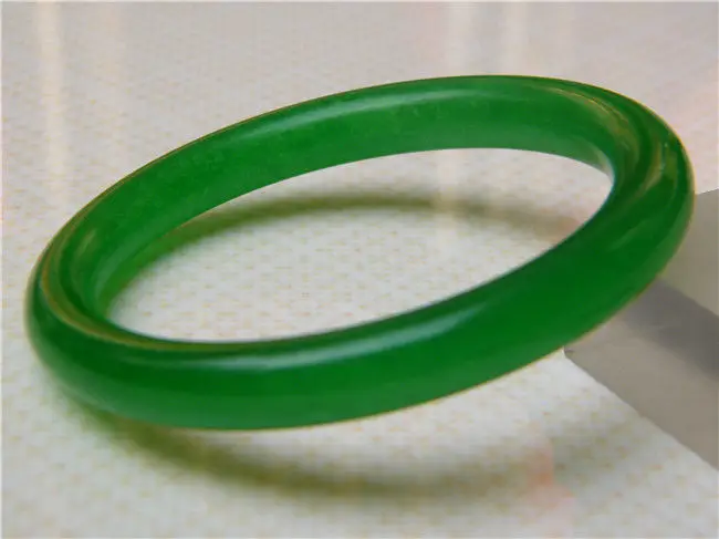 

FREE SHIPPING>>>@@ NEW VINTAGE CHINA FASHION BEAUTIFUL NATURAL GREEN JADE BRACELET 60MM NEW