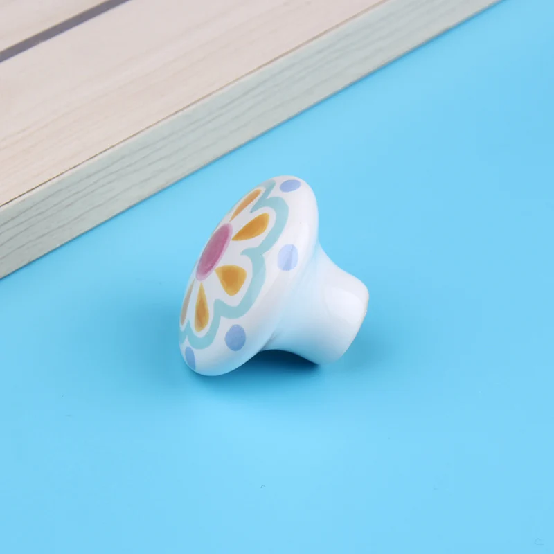 Puxadores جديد الكرتون السيراميك مجلس الوزراء درج مقبض الاطفال خزانة خزانة مقابض مضمد تسحب مقبض أثاث الأطفال لطيف