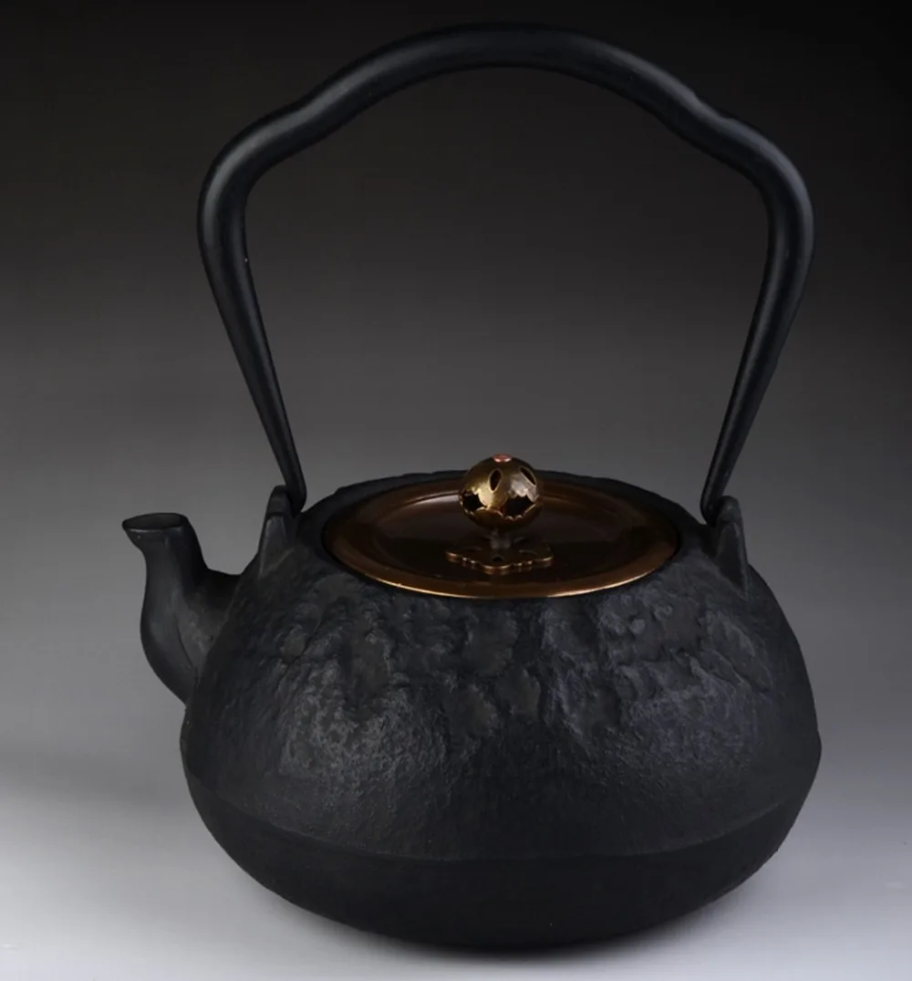 

1.3L Cast Iron Tea pot Set Japanese TeaPot Tetsubin Kettle 1300ml Teakettle Drinkware Kung Fu Tea Infusers Authentic Wholesale