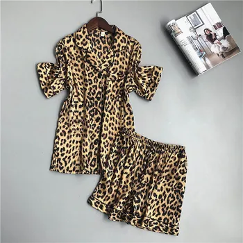 

Women Pajamas Sexy Leopard Print Summer female Sleepwear Silk Satin Turn down Collar V-Neck pajamas Set Homewear pijama