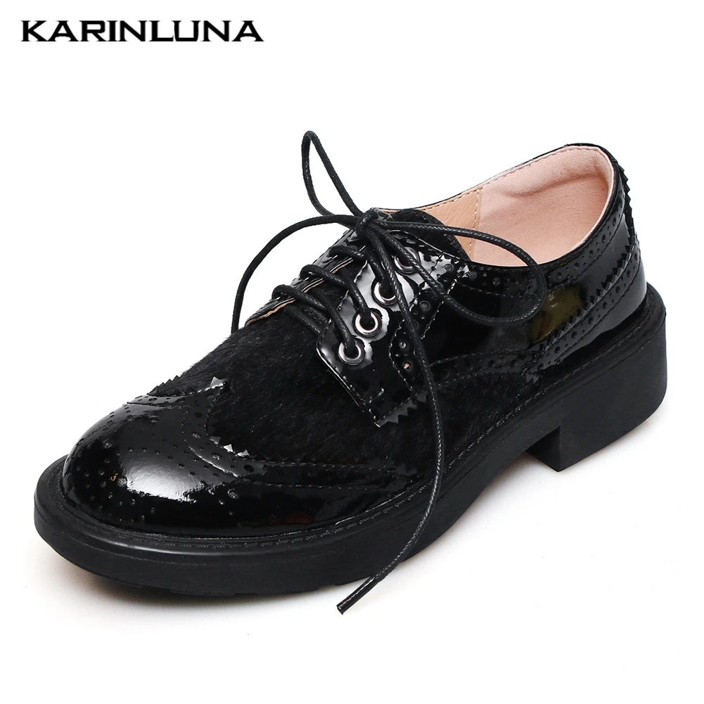 

Luxury Brand Genuine Leather Brogue Shoes Woman Flats Female British Style Lace Up Casual INS Hot Flats Woman Shoes 2019