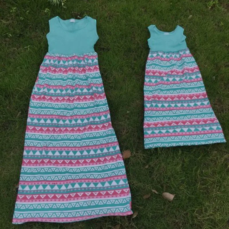 Летняя одежда «Мама и я» Повседневное Семейные комплекты длинные платья для мамы и дочки в стиле «Бохо пляжные Maxi Dress Vestidos(без ремня