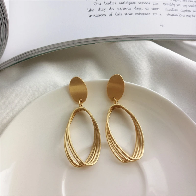 

AENSOA New Unique Irregular Metal Drop Earrings For Women Gold Geometric Statement Earrings Personality Style Jewelry