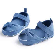 Платье для маленьких девочек; мягкая подошва обувь для малышей Сандалии для новорожденных; обувь маленьких размеров; детские сандалии обувь для девочек для мальчиков детская горка