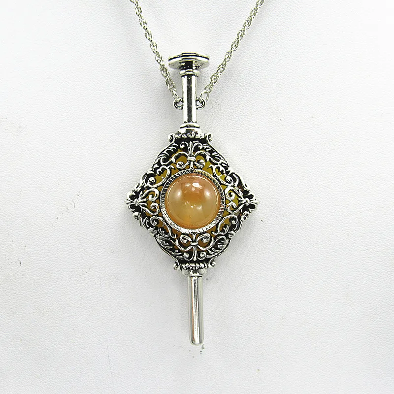 2018 new Fantastic Beasts Pendant Necklace Cosplay Grindelwald Necklace