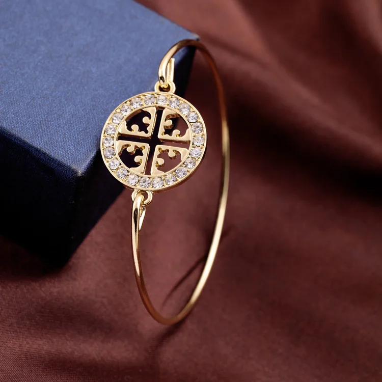 Дизайн Изысканная имитация жемчуга браслет набор круглый цветочный узор мода Винтаж Pulseira Bijoux для женщин