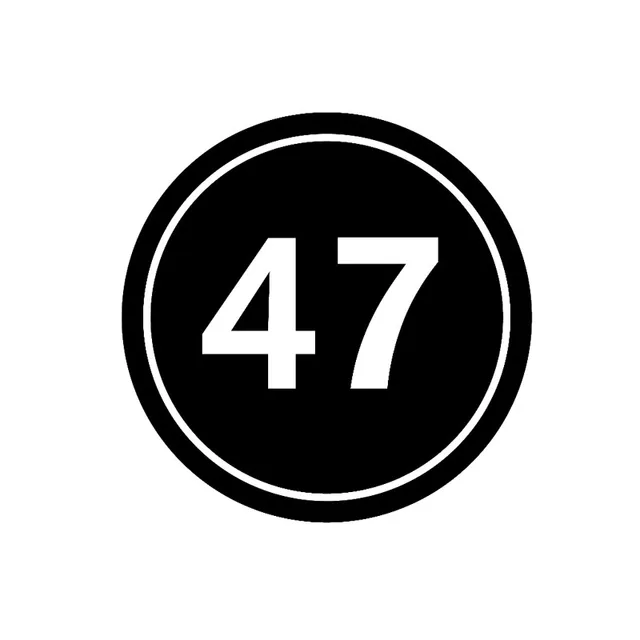 Qypf 12cm 12cm funny number 47 round circle decal black silver vinyl 