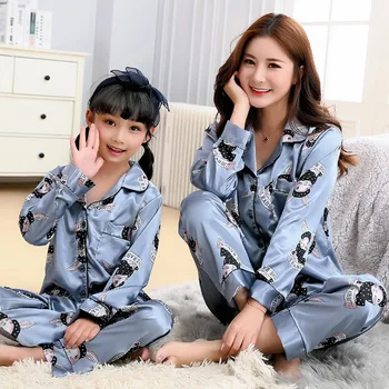 

Family Matching Pajamas For Girls Matching Mother Daughter Pajama Set Silk Print Spring Sleepwear Women Kids Pajamas Nightwear
