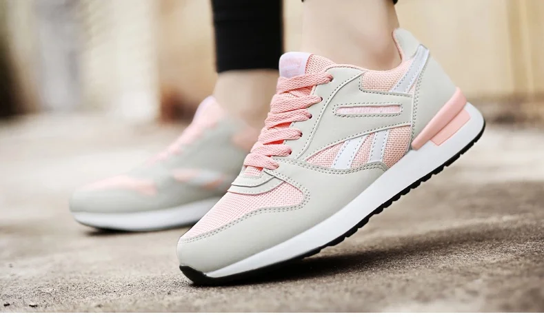 women sneakers;