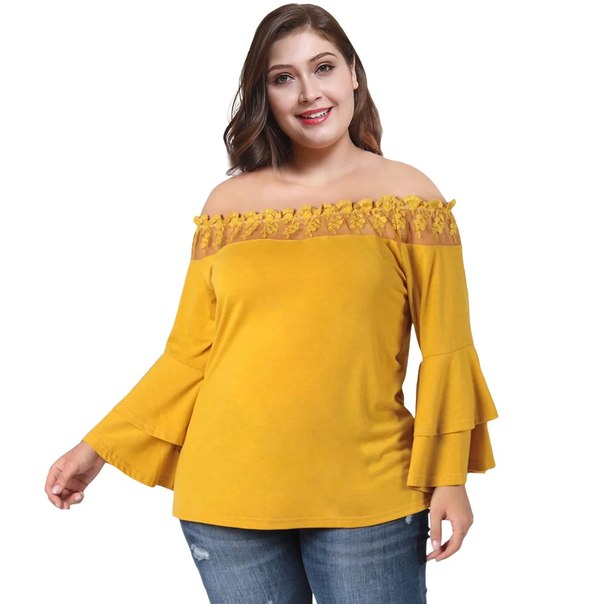 

European and American plus-size women's top, plus-mm lace lace, flared long-sleeve T-shirt