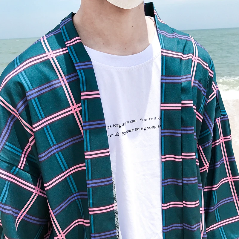 Plaid Printed Kimono Jacket Men Summer Beach Sun Proof Men's Jacket Three Quater Sleeve Thin Jackets Plaid Printed Kimono Jacket Men Summer Beach Sun Proof Men's Jacket Three Quater Sleeve Thin Jackets