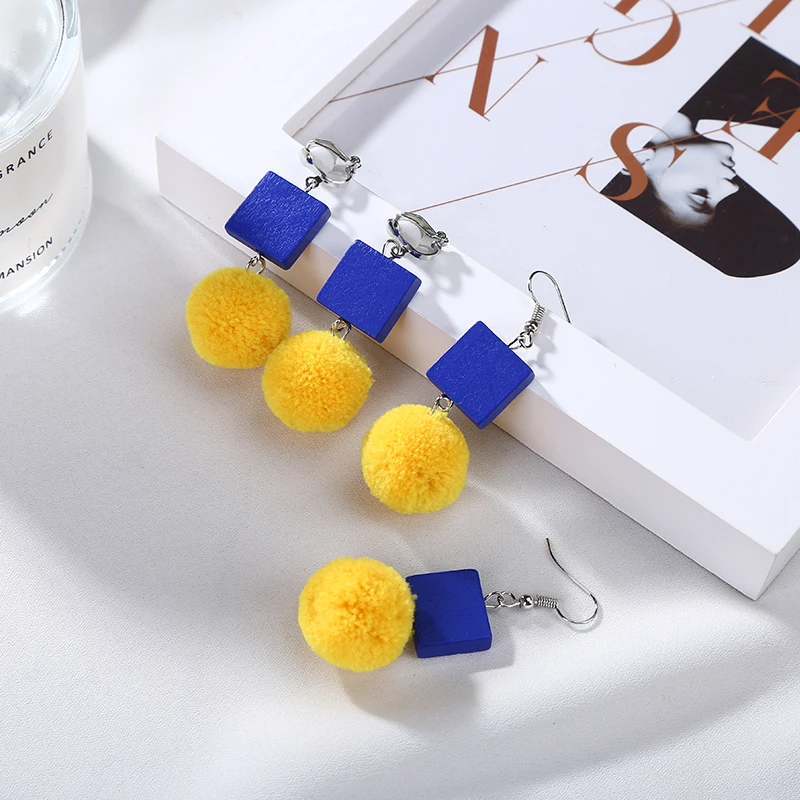 

Fashion Japan and Korea Fall Winter Rectangle Pompom Hair Ball Geometric Clip on Earrings for Women Jewelry Without No Pierced
