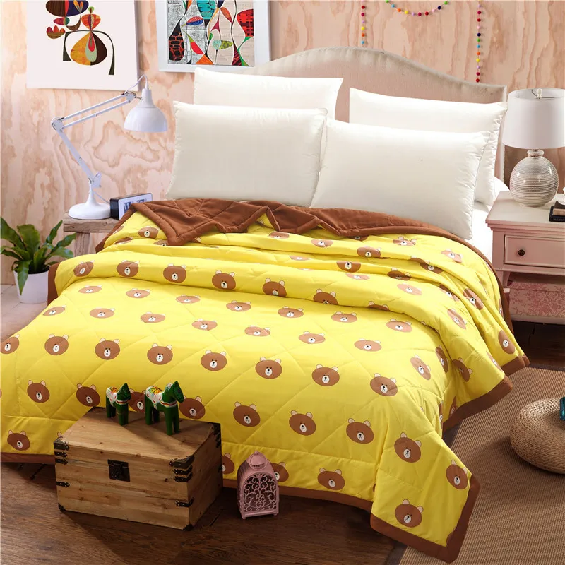 

100% microfiber fabric quilt comforter for summer cartoon printed duvets gift for family