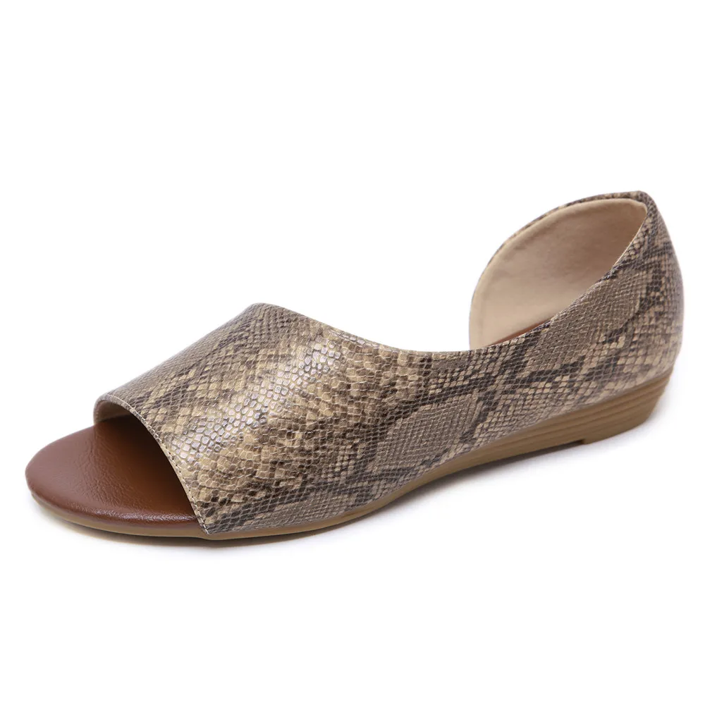 

2019 snake pattern PU leather women sandals plus size summer shoes woman wedges heel round head sandals comfortable mother shoes