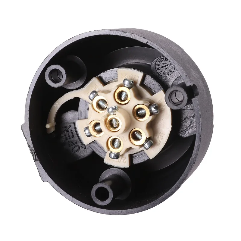 trailer plug