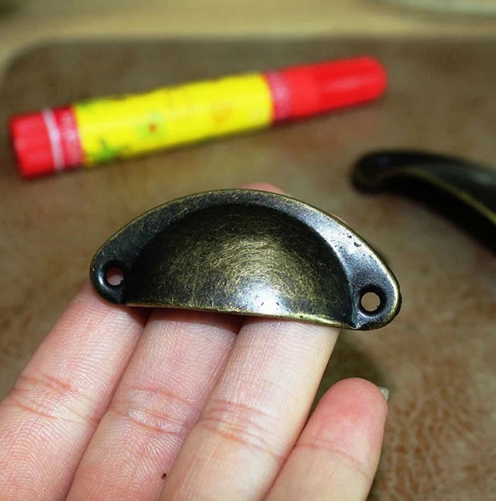 

20PCS Antique Bronze Furniture Handle Cabinet Knob Drawer Shell Pull 50mmx22mm Small Iron Cupboard Bureau Vintage Knobs Handle