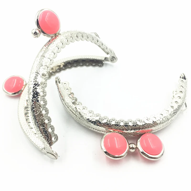 

Kiss Clasp Lock Silver Tone Purse Handle Pink Resin Glue Arch Pattern Round Head Lock Luggage Bag Accessories 8.5cm 10Pcs