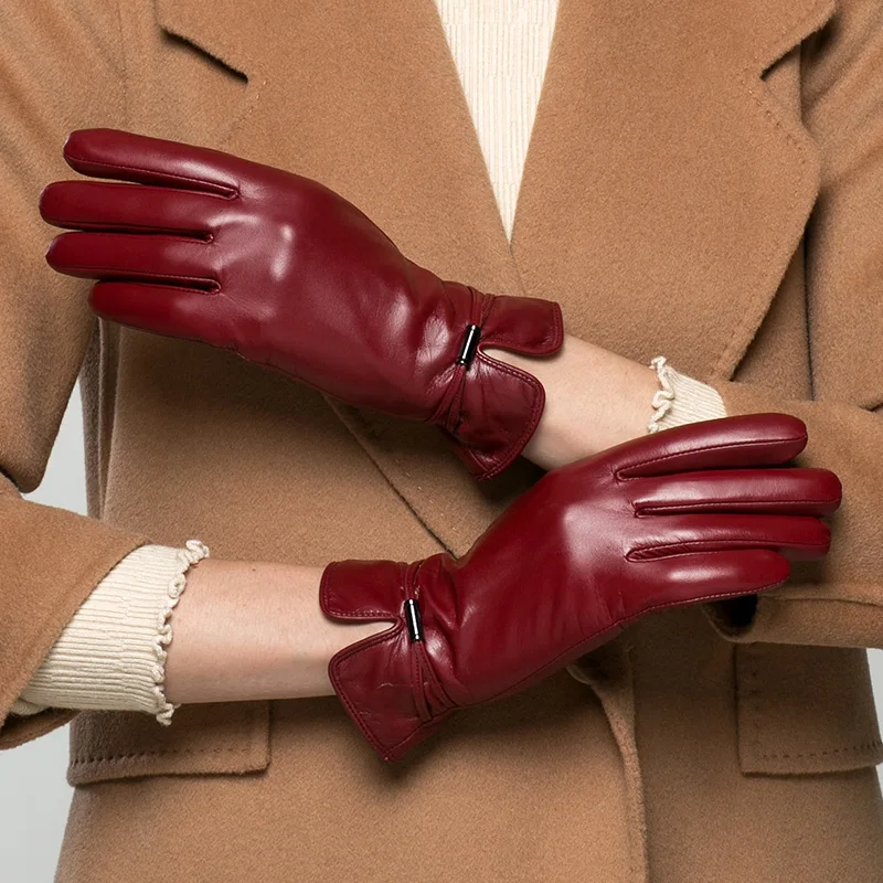 KLSS Brand Touch Screen Genuine Leather Women Gloves 2017 Winter High Quality Goatskin Gloves Elegant Lady Sheepskin Glove 83