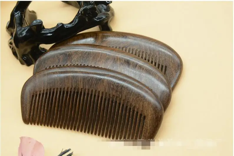 Продукты по уходу за волосами натуральный массаж черный сандаловое дерево ручка волосы деревянные расчески для подарка щетки