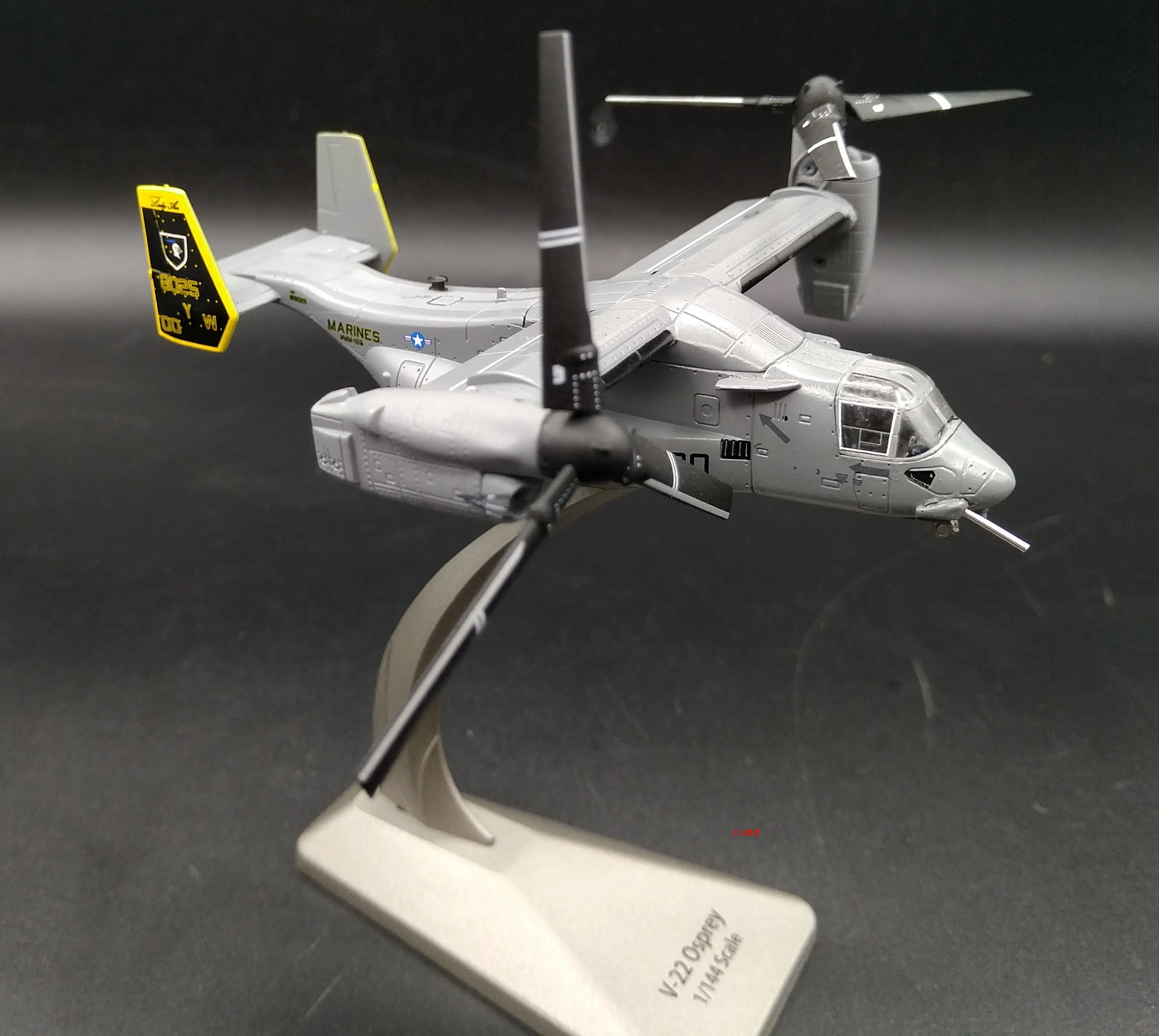 1:144 США V22 Osprey вертолет винтокрылых самолета украшения модель
