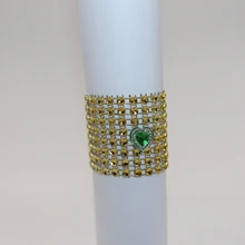 100 шт \ много ручной работы на заказ Золотой Пластик Кольца для салфеток со стразами Обёрточная Бумага салфетка кольцо отель дома банкетный ужин украшения