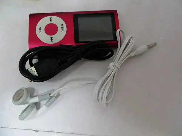 500 шт. 4th 1," ЖК-дисплей MP3 MP4 плеер с слот для карт памяти tf Поддержка 2 ГБ-32 Гб 8 видов цветов DHL 100 шт