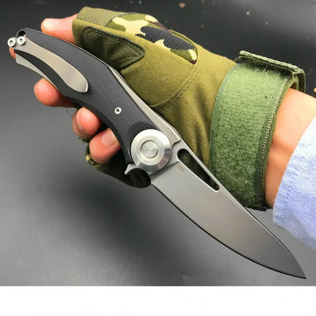 Ball Bearing Folding Knife D2 Blade Carbon fiber G10+titanium alloy Handle Outdoor Knives Camping Survival Pocket Knife Tool EDC