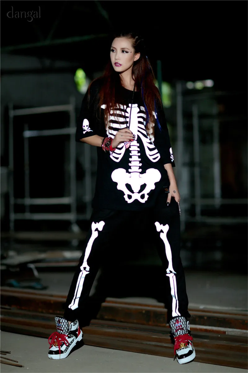 Black 004