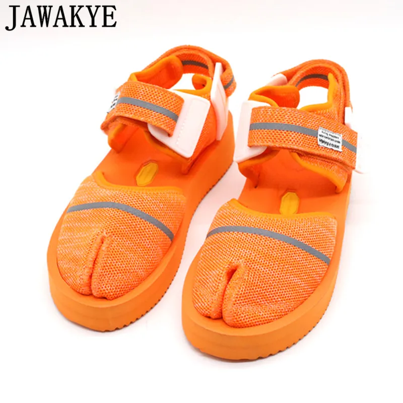 

Ninja Split Toe Gladiator Sandals Women Hook&Loop Flat Platform Sandals Harajuku Style Casual Beach Shoes Sandalias Mujer 2019
